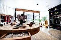 AZ I AM - Photo 4 - Car repair in Santa Monica, CA, Los Angeles