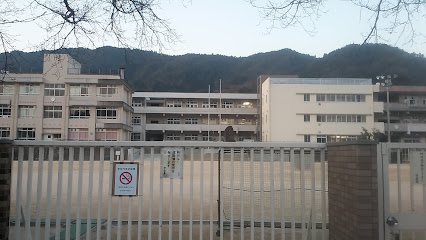 広島市立亀山小学校