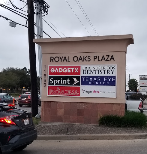 Phone Repair Service «Gadget MD- Cell Phone Repair», reviews and photos, 11660 Westheimer Rd #111, Houston, TX 77077, USA