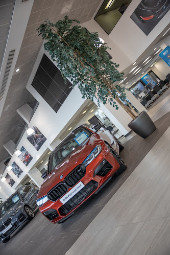 Reviews of Lookers BMW Stoke-On-Trent in Stoke-on-Trent - Car dealer