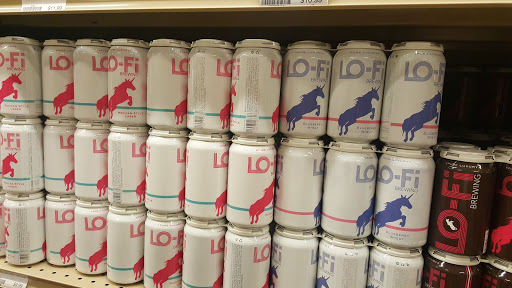 Liquor Store «Bottles Beverage Superstore», reviews and photos, 610 Coleman Blvd, Mt Pleasant, SC 29464, USA