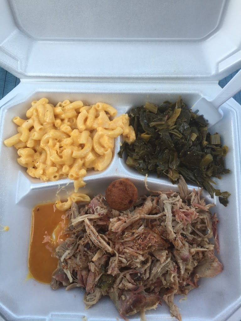 Duke's Old South BBQ Restaurant 28451