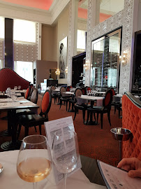 Atmosphère du Restaurant Le Carre d'As à Aix-les-Bains - n°18