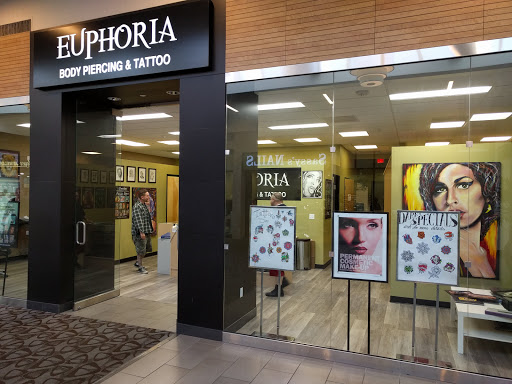 Tattoo Shop «Euphoria Body Piercing & Tattoo», reviews and photos, 8700 NE Vancouver Mall Dr #165, Vancouver, WA 98662, USA