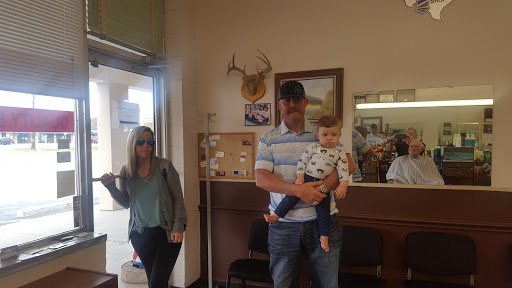 Barber Shop «North Hills Barber Shop», reviews and photos, 3542 Denton Hwy, Fort Worth, TX 76117, USA