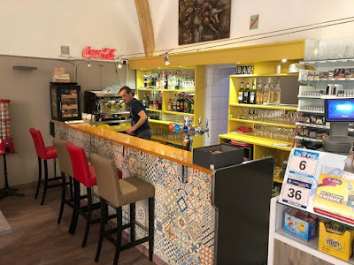 Bar-Tabac de L'hotel de Ville à Nîmes