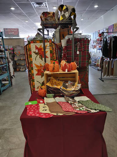 Shopping Mall «Shillington Shopping Center», reviews and photos, 502 E Lancaster Ave, Reading, PA 19607, USA