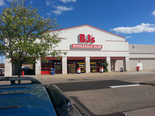 BJ’s Wholesale Club, 1677 Home Ave, Akron, OH 44310, USA, 
