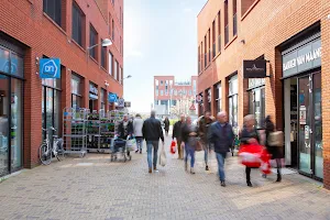 Shopping center 't Hoge Veen image