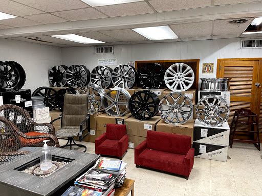 La Mesa Tire Shop image 4