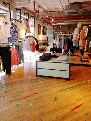 Reviews of Urban Outfitters in Leicester - Clothing store