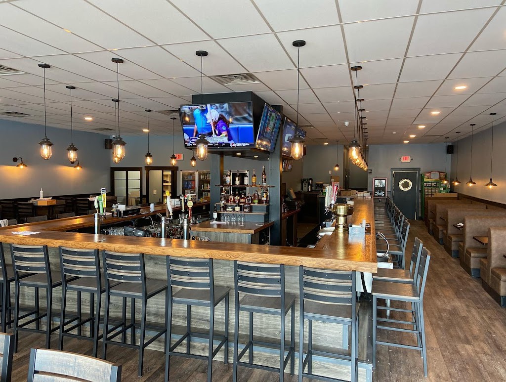 Heights 27 Bar & Grille 07762