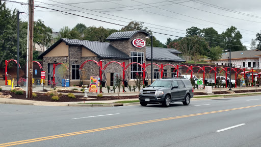 Zips Car Wash en Lynchburg