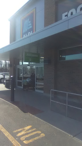 Supermarket «ALDI», reviews and photos, 1235 E St Georges Ave, Roselle, NJ 07203, USA