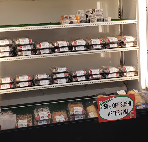 Grocery Store «Devon Market», reviews and photos, 1440 W Devon Ave, Chicago, IL 60660, USA