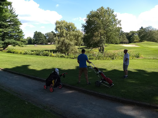Golf Course «Middleton Golf Course», reviews and photos, 105 S Main St, Middleton, MA 01949, USA
