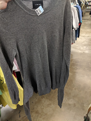 Thrift Store «Goodwill Central Texas Lake Austin Store», reviews and photos, 701 Newman Dr, Austin, TX 78703, USA