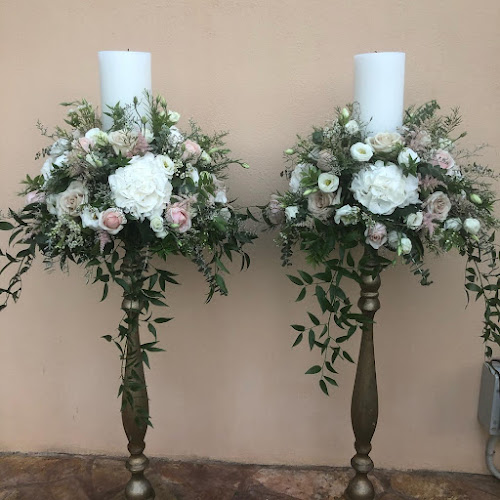 Dimas Luxury Flowers