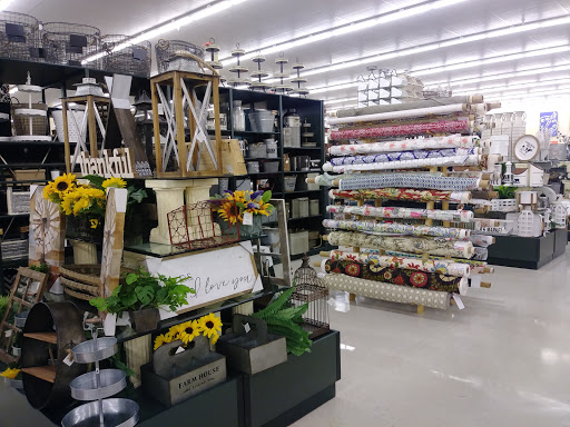 Craft Store «Hobby Lobby», reviews and photos, 711 Centerview Blvd, Kissimmee, FL 34741, USA