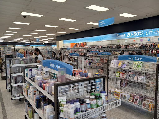 Clothing Store «Ross Dress for Less», reviews and photos, 940 N Western Ave, San Pedro, CA 90732, USA