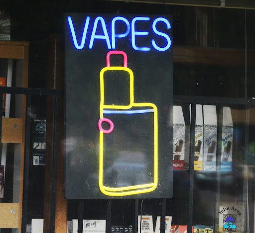 Tobacco Shop «J&M Tobacco and Vape», reviews and photos, 806 E Yelm Ave, Yelm, WA 98597, USA