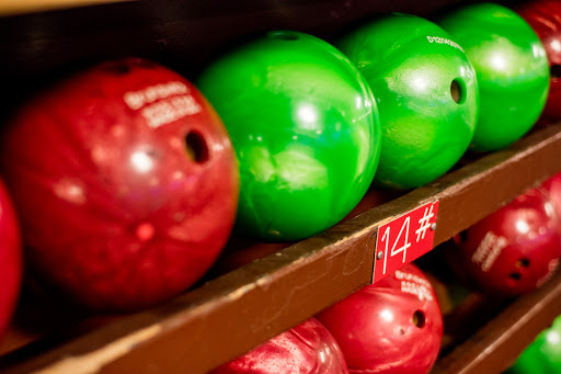 Bowling Alley «Country Lanes», reviews and photos, 30250 W Nine Mile Rd, Farmington Hills, MI 48336, USA