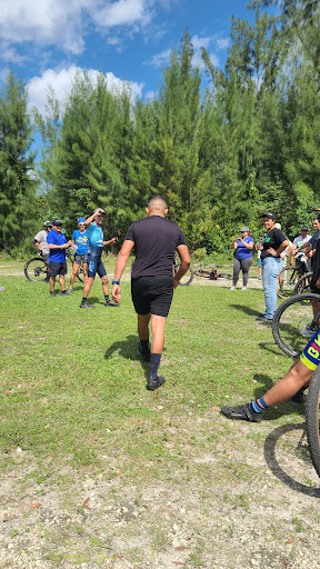 Bicycle Store «Friendly Cycle Bike Shop», reviews and photos, 1014 E 8th Ave, Hialeah, FL 33010, USA