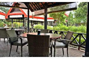 Pulau Dua Restaurant image