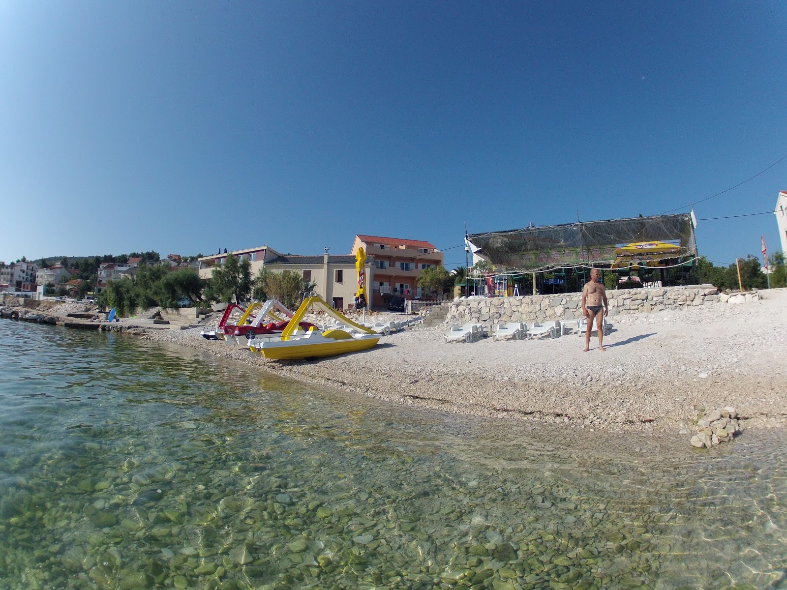 Krcica beach'in fotoğrafı ve güzel manzarası