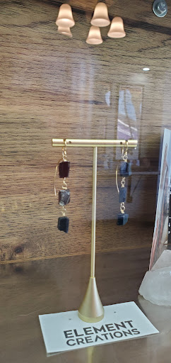 Tattoo Shop «Hopeless Ink Tattoo & Piercing», reviews and photos, 2308 Main St, Vancouver, WA 98660, USA