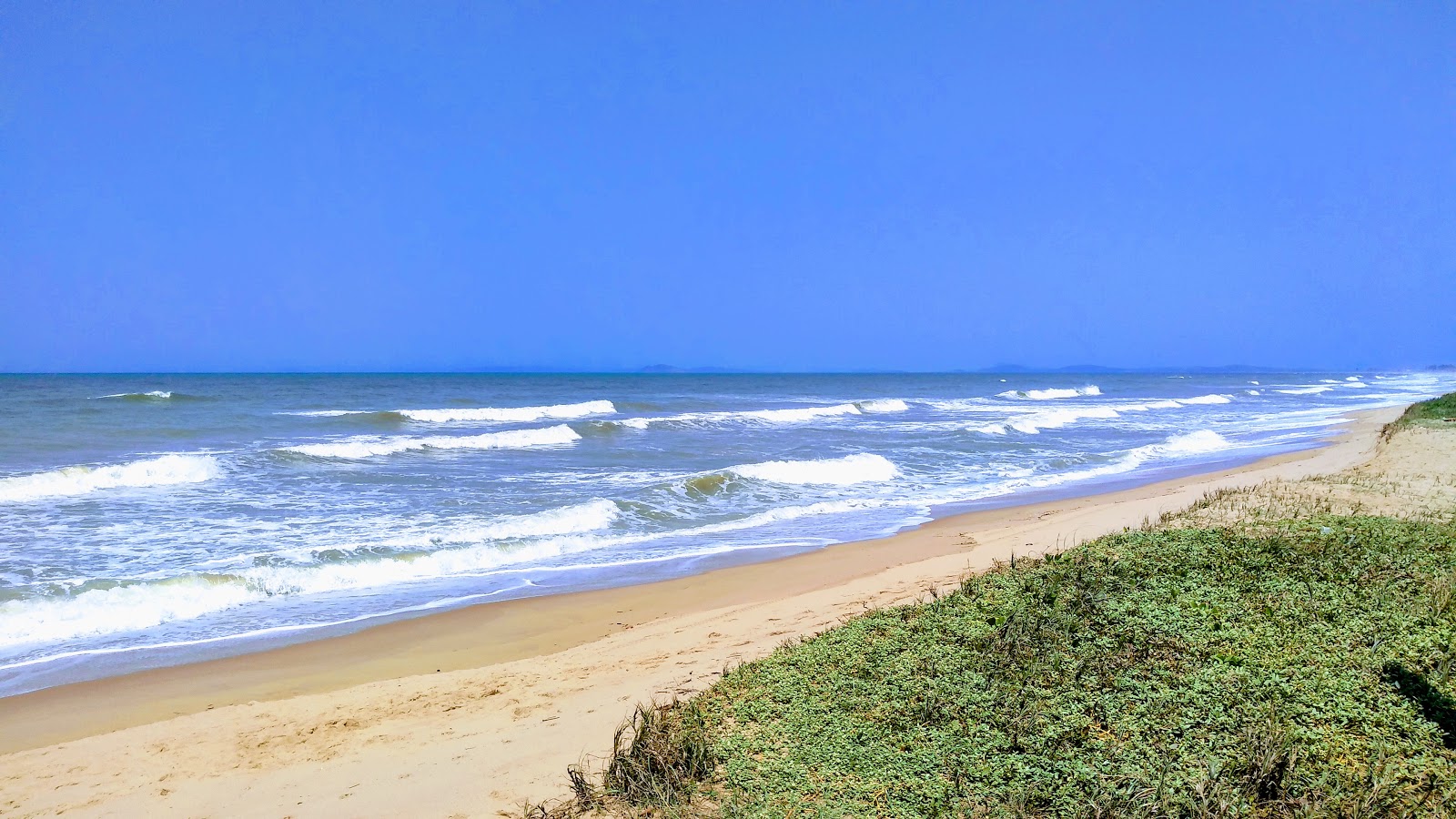 Foto di Praia do Unamar area servizi