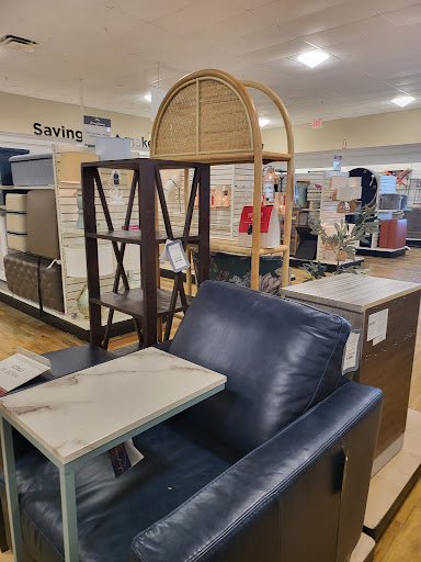 Furniture Store «HomeGoods», reviews and photos, 13580 SW 120th St, Miami, FL 33186, USA