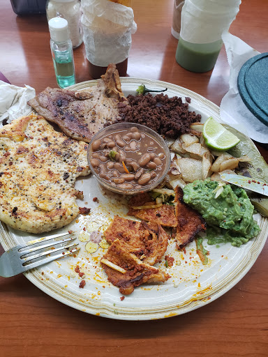 Flea Market «Fox Valley Flea Market», reviews and photos, 840 N State St, Elgin, IL 60123, USA