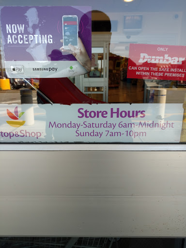 Grocery Store «Stop & Shop», reviews and photos, 2020 Norwich-New London Turnpike, Montville, CT 06353, USA