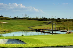 Golf Resort Black Bridge image