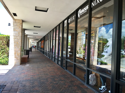 Shopping Mall «Tower Shops», reviews and photos, 1904 S University Dr, Davie, FL 33324, USA