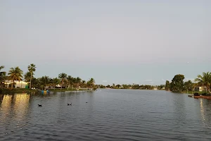 Saga Lake Park image