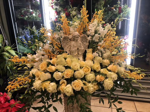 Florist «Roma Florist. free deliver purchase online. Www.romaflorist.com», reviews and photos, 11 Davis St, Oakville, CT 06779, USA