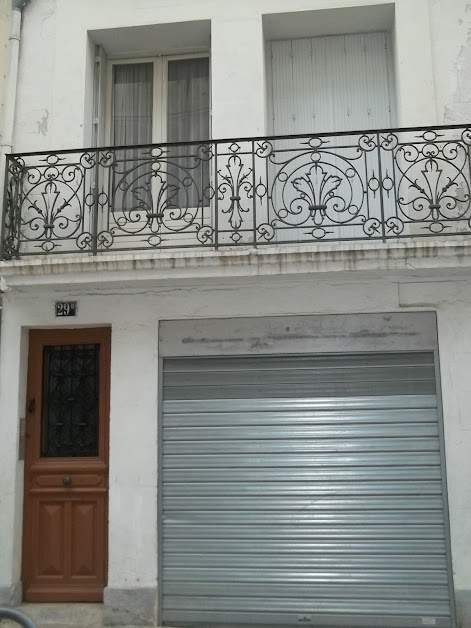 Aux délices, la maison bitérroise, chambres et appartements au coeur de Béziers dans le centre historique. à Béziers