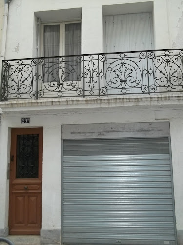 Agence de location de maisons de vacances Aux délices, la maison bitérroise, chambres et appartements au coeur de Béziers dans le centre historique. Béziers