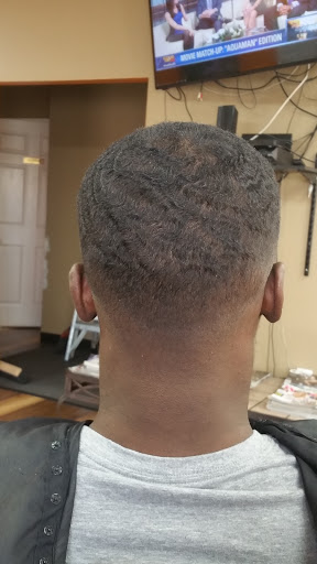 Barber Shop «Miles Barbershop», reviews and photos, 7611 S Osborne Rd #206, Upper Marlboro, MD 20772, USA