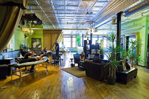 Tattoo Shop «Speakeasy Custom Tattoo», reviews and photos, 1935 1/2 W North Ave, Chicago, IL 60622, USA