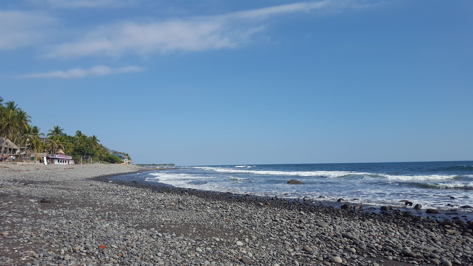 Zdjęcie Playa El Tunco - popularne miejsce wśród znawców relaksu