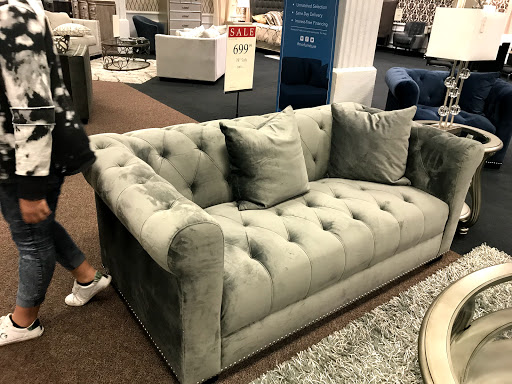 Furniture Store «Mor Furniture for Less», reviews and photos, 5156 N Blackstone Ave, Fresno, CA 93710, USA