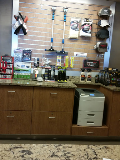 Toyota Dealer «Luther Brookdale Toyota», reviews and photos, 6700 Brooklyn Blvd, Brooklyn Center, MN 55429, USA