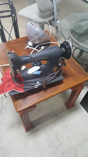 Thrift Store «The Salvation Army Family Store & Donation Center», reviews and photos