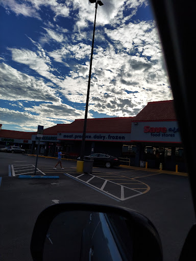 Grocery Store «Save-A-Lot», reviews and photos, 332 W Ardice Ave, Eustis, FL 32726, USA