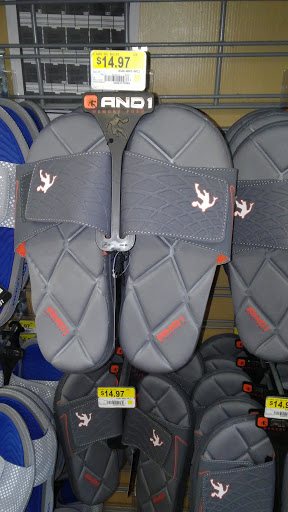 Department Store «Walmart Supercenter», reviews and photos, 9300 NW 77th Ave, Hialeah Gardens, FL 33016, USA