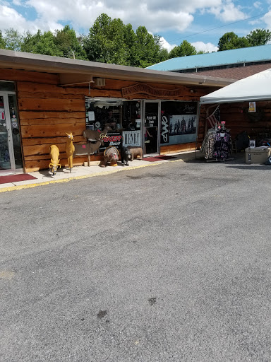 Sporting Goods Store «H & V Sporting Goods Inc», reviews and photos, 102 W Front St, Richlands, VA 24641, USA