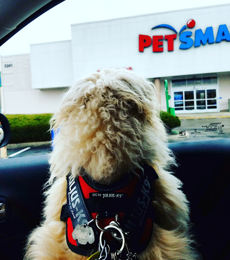 Pet Supply Store «PetSmart», reviews and photos, 5241 Frederica St, Owensboro, KY 42301, USA